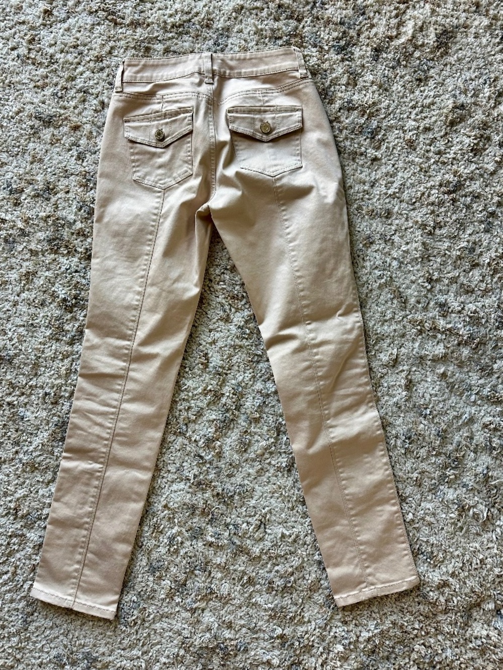 White House, Black market pants